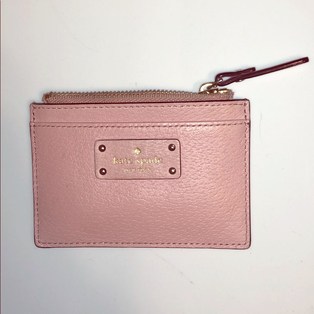 New Kate spade wallet. Price negotiable